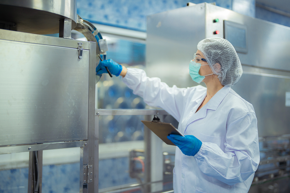 food control Protect Your Operations with Audit-Ready<br />
HACCP Plans That Work